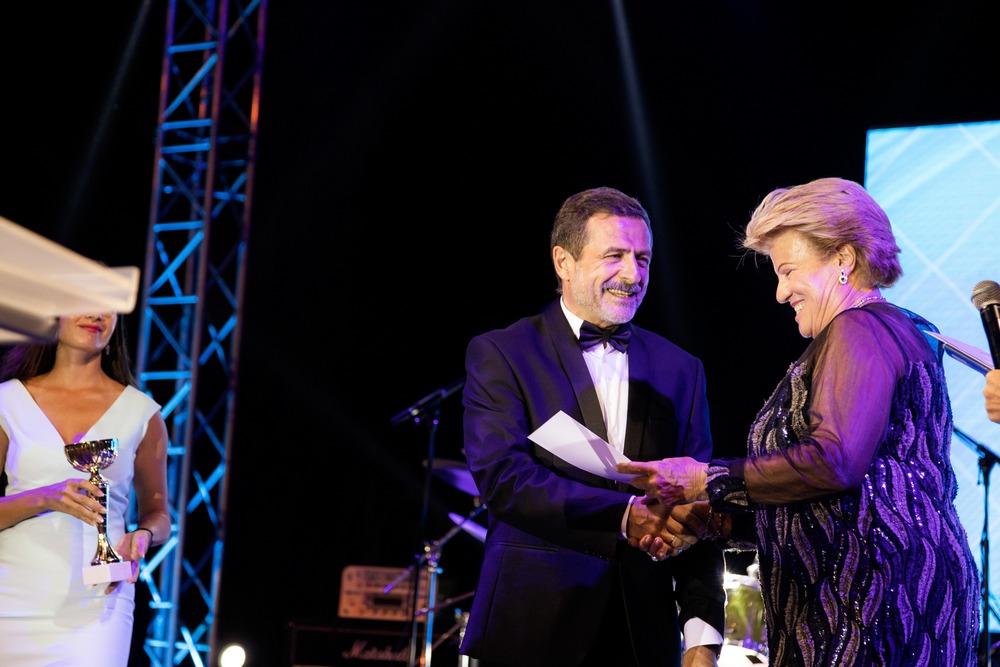 cyprus russian galg 2019 Evgeny Staroselsky receiving an Award