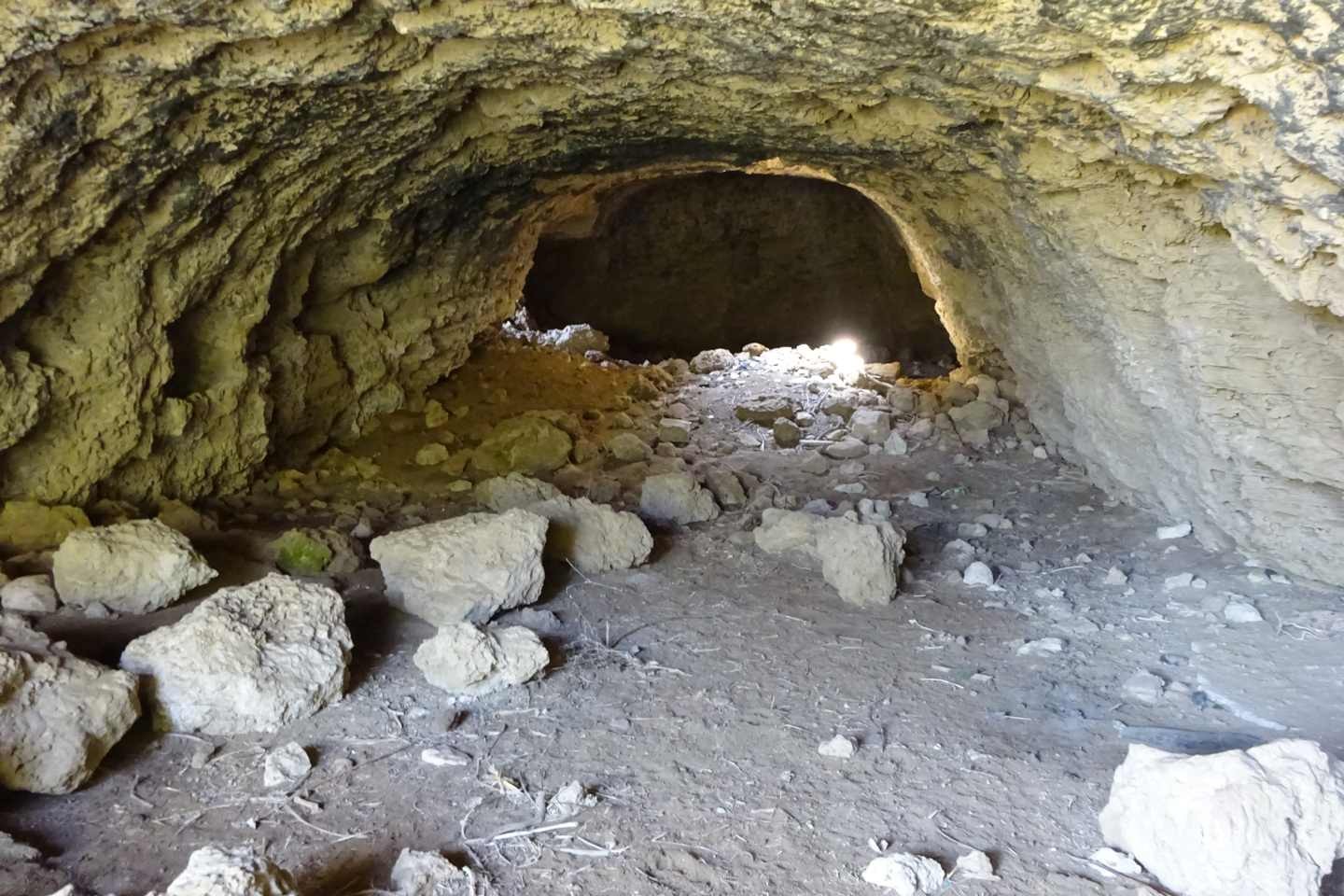 пещера акротири bigcyprus2