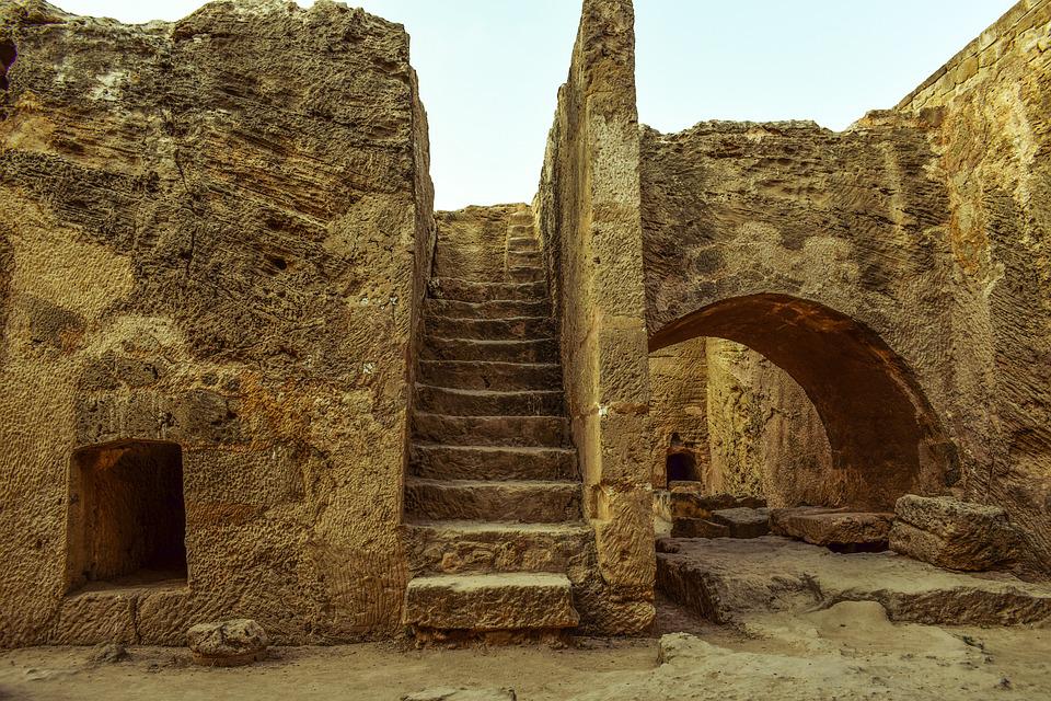 tombs of kings pixabay5
