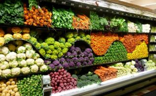 В повышении рыночных цен на фрукты и овощи кипрские продавцы винят холода