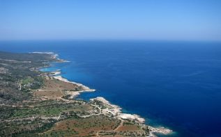 От Акамаса до Карпасии: Кипр и его полуострова