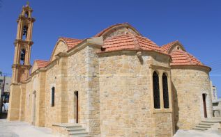 Церковь Святого Киприана в Менико