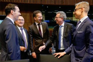 Еврогруппа одобрила выделение Кипру 500 млн евро