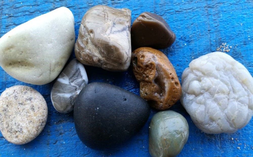 Подготовка к работе: где найти подходящие камни и что еще понадобится?