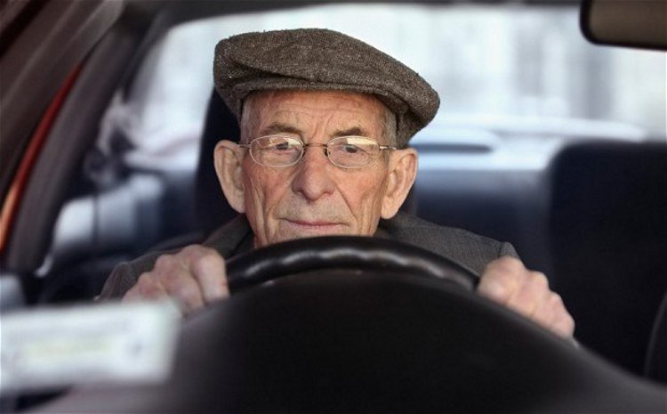 Пожилых водителей будут проверять