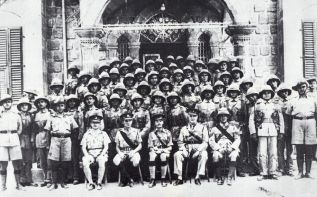 Первый взвод кипрских солдат, отправившихся за рубеж