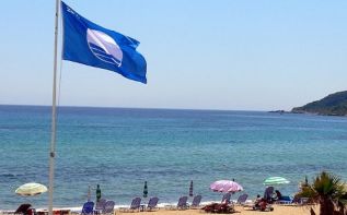Кто награждает пляжи Кипра?