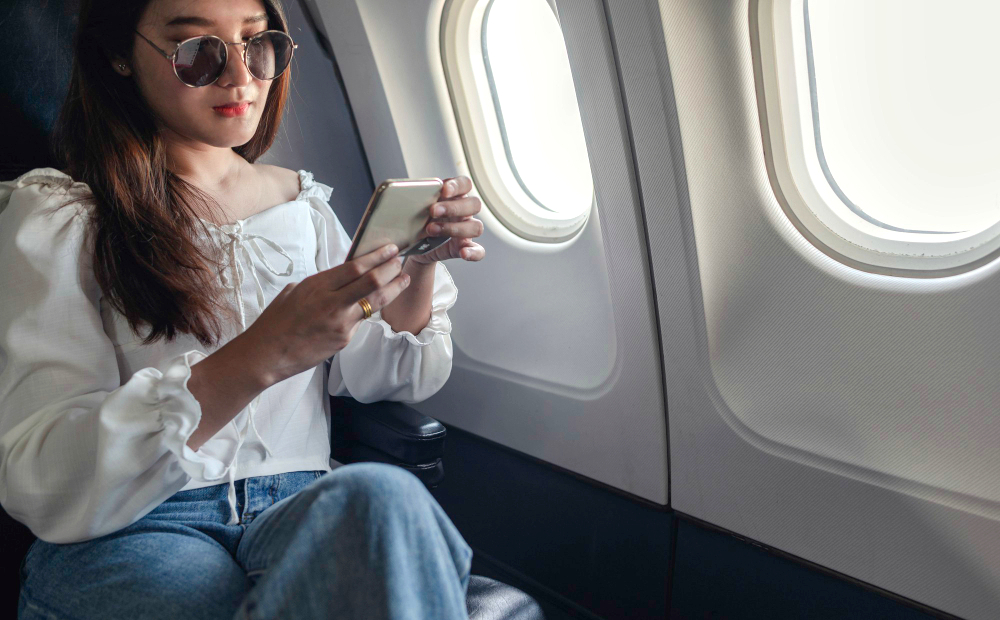 Интернет в самолёте: какие авиакомпании предлагают быстрый Wi-Fi на борту